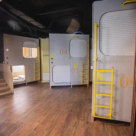 K3a Capsule hotel *