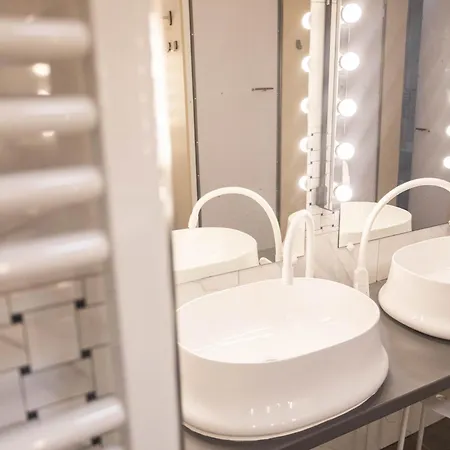 K3a Capsule hotel